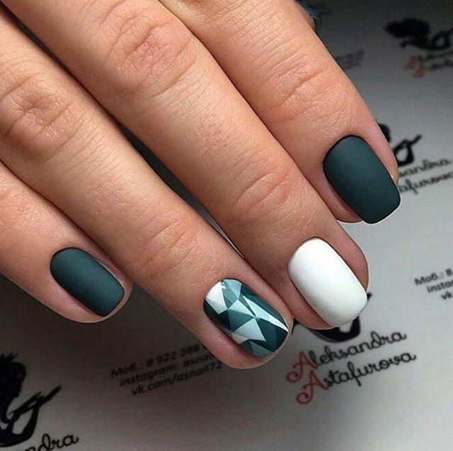 รูปภาพ:https://www.instagram.com/p/BhrEtsugTRI/?taken-by=manicure__ideas