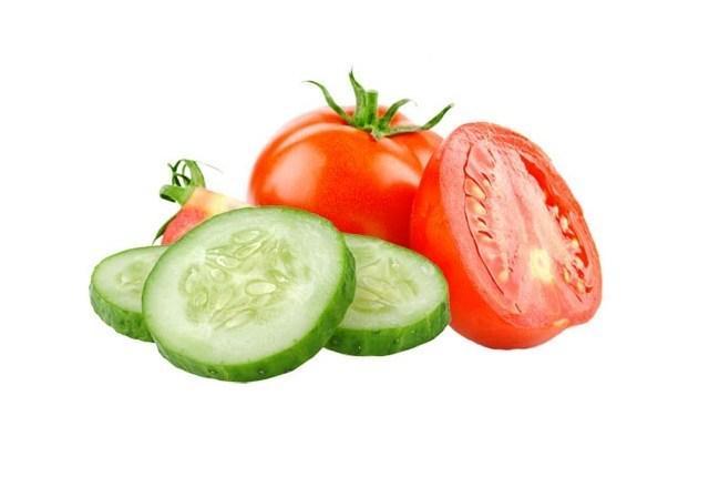 รูปภาพ:https://i0.wp.com/www.womensok.com/wp-content/uploads/2016/11/Cucumber-with-Tomato.jpg?resize=640%2C430