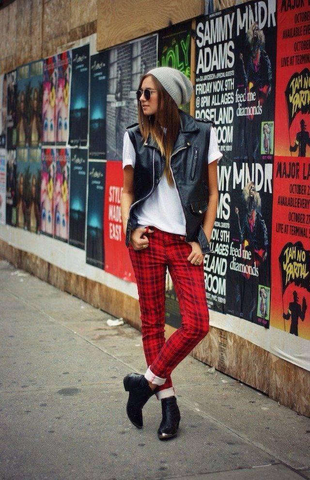 รูปภาพ:http://fashiongum.com/wp-content/uploads/2015/03/Flannel-Trousers-For-Women-14.jpg