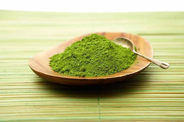รูปภาพ:http://www.thrombocyte.com/wp-content/uploads/2015/11/Matcha-Green-Tea-Powder.jpg
