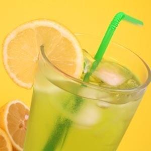 รูปภาพ:https://img.webmd.com/dtmcms/live/webmd/consumer_assets/site_images/article_thumbnails/recipes/lemon_ginger_iced_green_tea_recipe/300x300_lemon_ginger_iced_green_tea_recipe.jpg