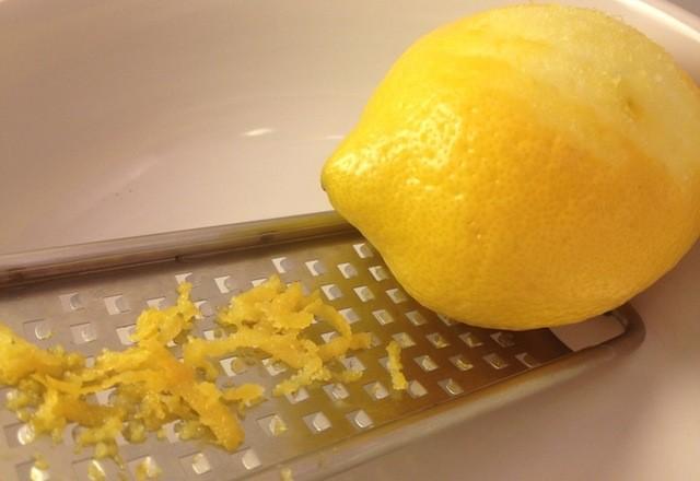 รูปภาพ:http://www.eatbydate.com/wp-content/uploads/Lemon-zest.jpg