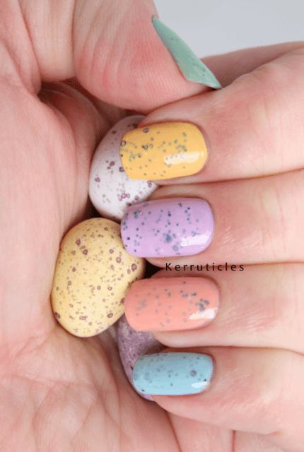 รูปภาพ:http://www.kerruticles.com/wp-content/uploads/2013/03/Pastel-skittle-mini-egg-Easter-nails.png