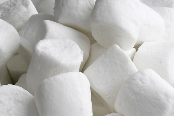 รูปภาพ:http://www.raisinandfig.com/wp-content/uploads/2013/04/marshmallow-puffs-marshmallows-600x400.jpg