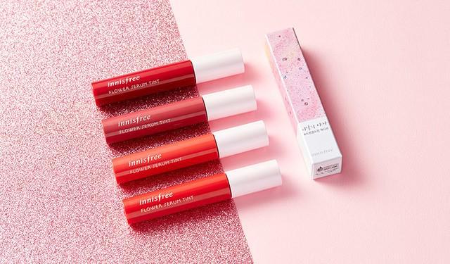 รูปภาพ:https://images.innisfree.co.kr/kr/ko/upload/pdtDetail/promotion/monthLion/201805/flower_serum_tint/img02.jpg