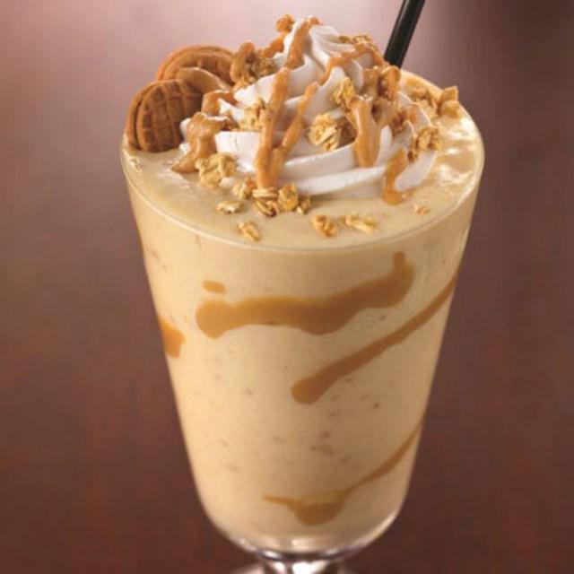 ตัวอย่าง ภาพหน้าปก:PEANUT BUTTER & BANANA CRUNCH MILKSHAKE อร่อยเด็ดรสเข้มข้นด้วยส่วนผสมง่าย ๆ