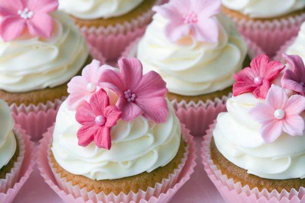 รูปภาพ:http://www.townmill.org.uk/wp-content/uploads/2018/02/flower-cakes-600x400.jpg