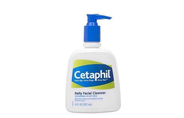 รูปภาพ:http://cdn2.stylecraze.com/wp-content/uploads/2013/01/Cetaphil-Oily-Skin-Cleanser1.jpg