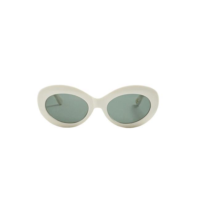 รูปภาพ:http://thezoereport.com/wp-content/uploads/2018/07/mango-acetate-frame-sunglasses.jpg