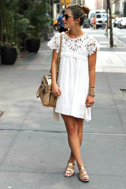 รูปภาพ:http://picture-cdn.wheretoget.it/zh327r-l-610x610-shoes-sandals-flat+sandals-gold+sandals-gold+flat+sandals-dress-romantic-romantic+dress-romantic+summer+dress-summer+dress-summer+outfits-lace+dress-short+dress-white+dress-white+l.jpg