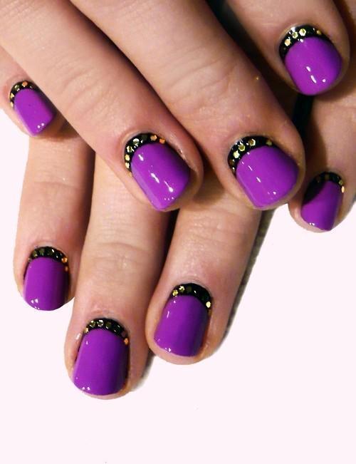 รูปภาพ:http://trendymods.com/wp-content/uploads/2014/09/Purple-and-black-Nail-Art.jpg