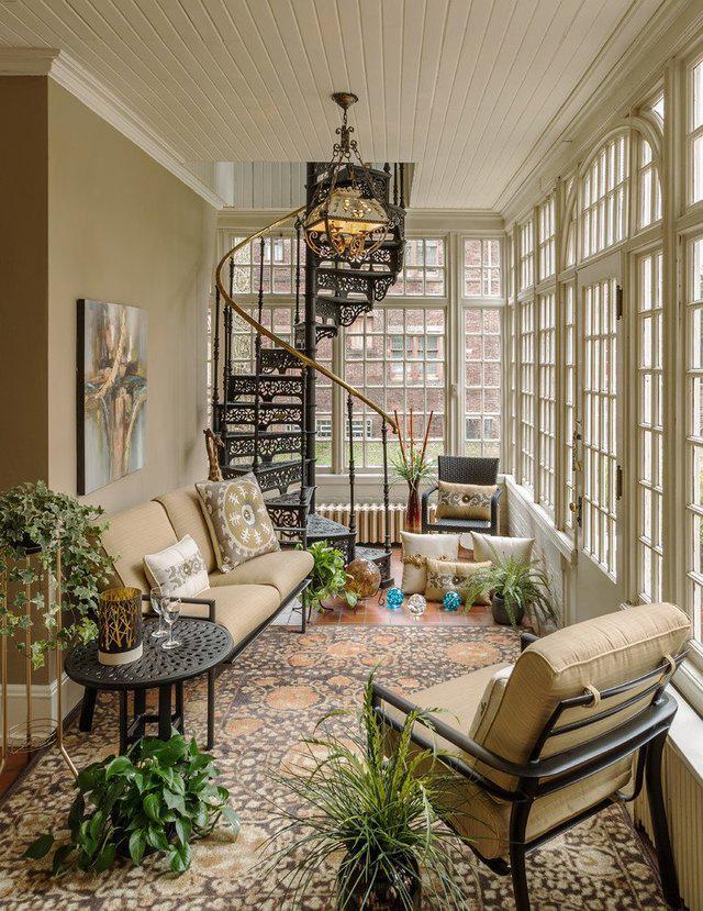 รูปภาพ:http://www.architectureartdesigns.com/wp-content/uploads/2018/06/20-Picturesque-Traditional-Sunroom-Designs-That-Will-Extend-Your-Home-16.jpg