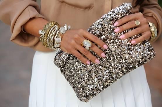 รูปภาพ:https://herybka.files.wordpress.com/2013/12/sparkle-clutch.jpg