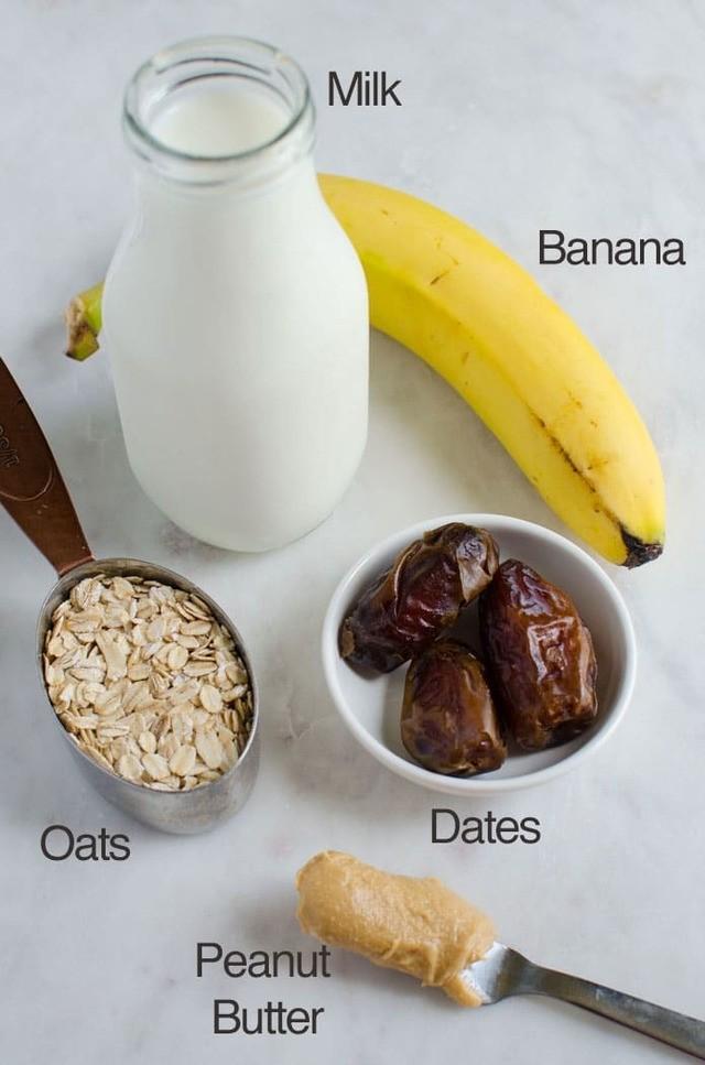 รูปภาพ:https://www.watchwhatueat.com/wp-content/uploads/2016/05/Peanut-Butter-Banana-Smoothie-Ingredient.jpg