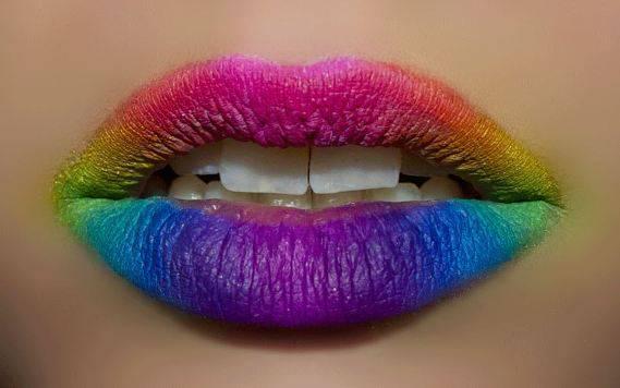 รูปภาพ:http://cdn.hotbeautyhealth.com/wp-content/uploads/2013/05/lip-art-tutorial-19.jpg