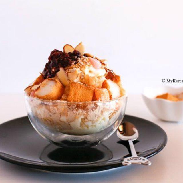 ภาพประกอบบทความ สูตรทำบิงซูเกาหลีใส่แป้งต๊อก 'Injeolmi Bingsu' ไหนใครว่ายาก ทำกินเองได้ง่ายจัง