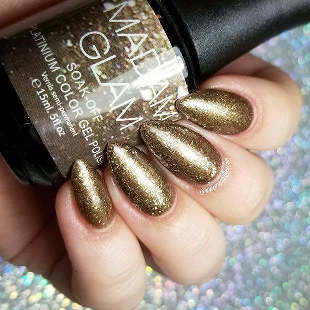 รูปภาพ:https://stayglam.com/wp-content/uploads/2017/12/Glam-Gold-Shimmer-Nails.jpg
