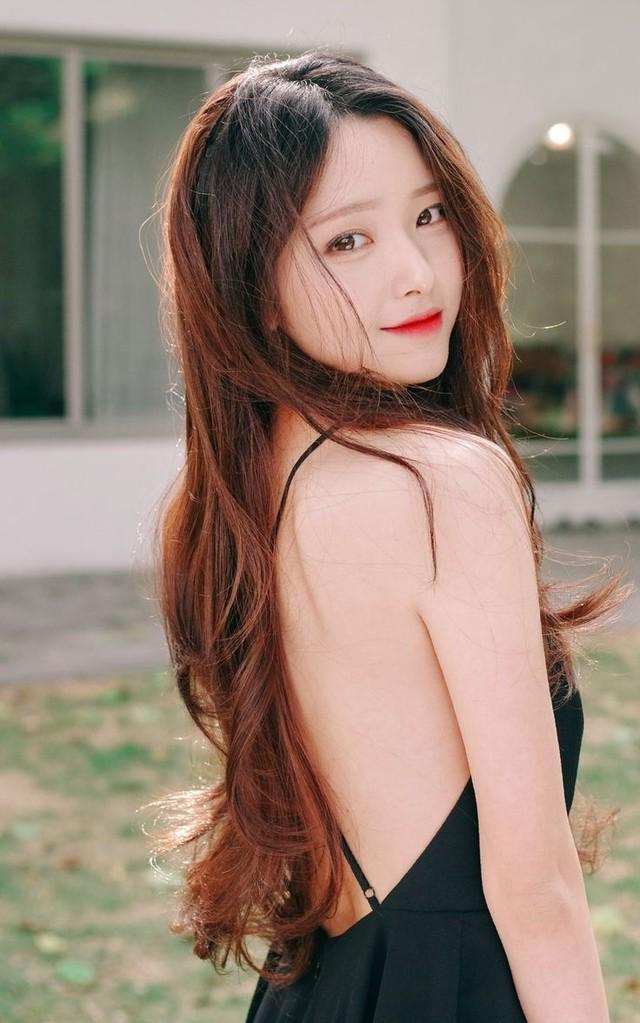 รูปภาพ:https://haircutfit.com/wp-content/uploads/2017/05/17-best-ideas-about-korean-girl-on-pinterest-ulzzang-hair-within-super-top-mode-simple-beautiful-korean-girls-and-new-style-photography.jpg