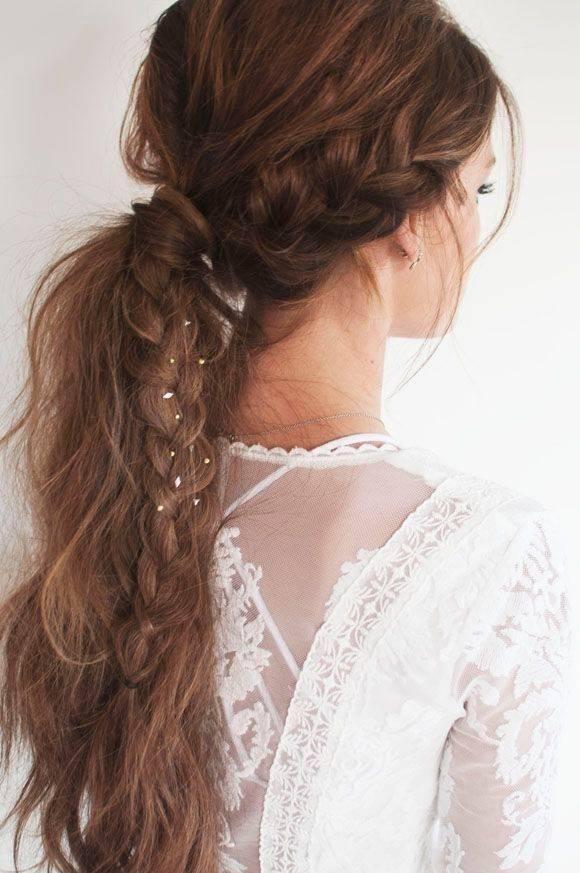 รูปภาพ:http://pophaircuts.com/images/2015/01/Ponytail-Hairstyle-with-Braids-Cute-Long-Hairstyle-Ideas-for-Girls.jpg