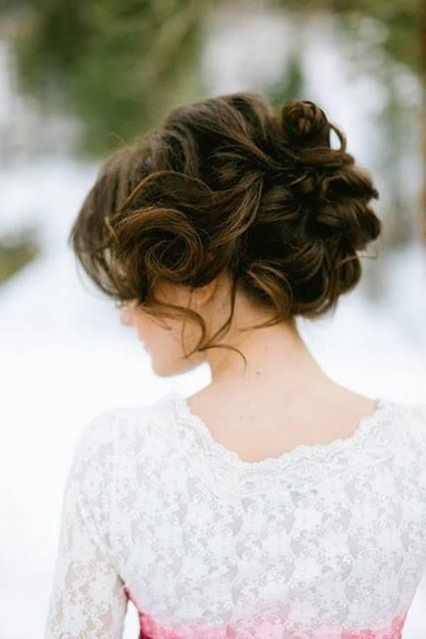 รูปภาพ:http://www.stylishwife.com/wp-content/uploads/2014/03/Beautiful-Wedding-Hair-UPDO-Styles-24.jpg