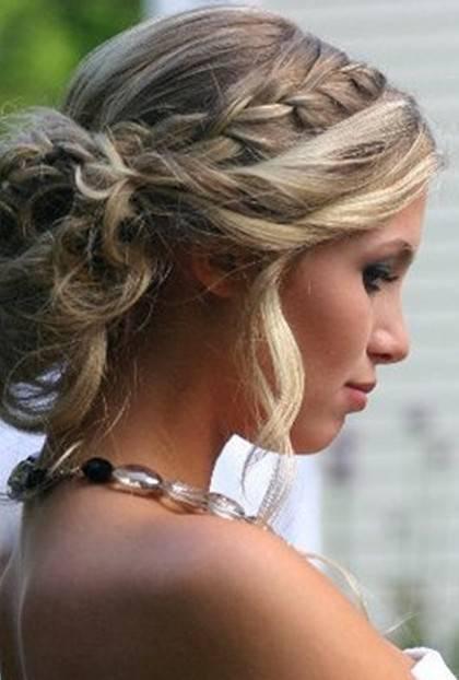 รูปภาพ:http://pophaircuts.com/images/2013/04/Braid-Updo-Hair-Styles-for-Wedding-Prom.jpg
