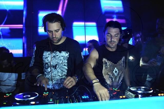 รูปภาพ:http://worldredeye.com/wp-content/uploads/2015/03/10-Axwell-Ingrosso-DJing4.jpg