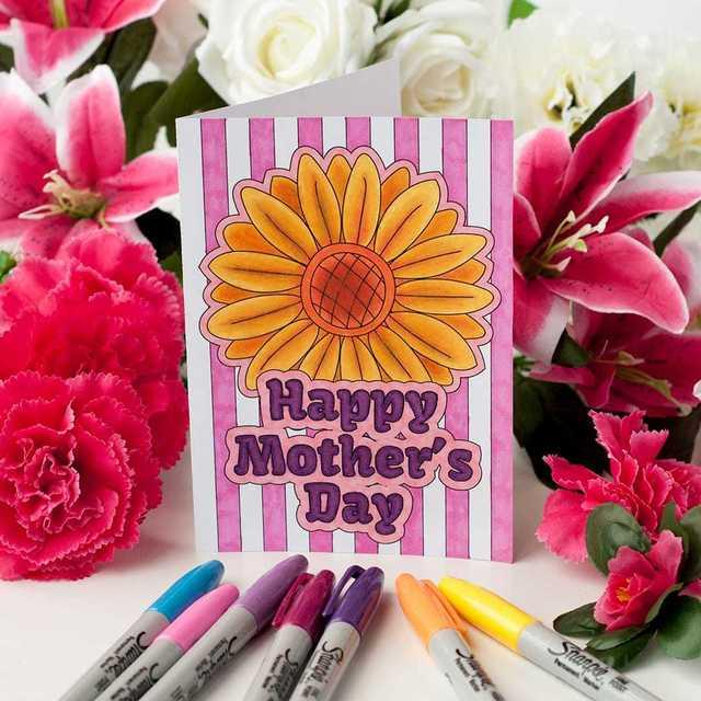 รูปภาพ:https://sarahrenaeclark.com/wp-content/uploads/2017/04/mothers-day-cards-02.jpg