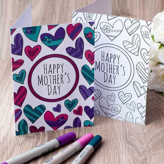 รูปภาพ:https://sarahrenaeclark.com/wp-content/uploads/2017/04/Mothers-Day-Card-Template-03-1.jpg