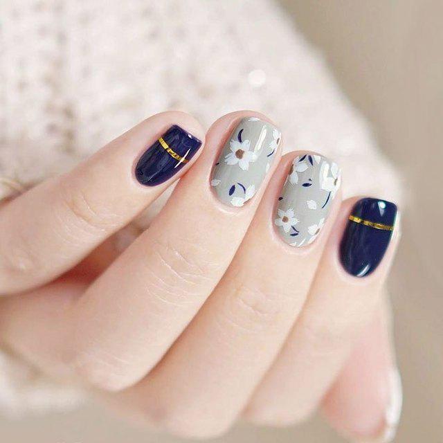 รูปภาพ:https://i0.wp.com/flawlessend.com/wp-content/uploads/2017/12/1514350706_817_21-Ideas-of-Cute-Nail-Designs-to-Melt-Your-Heart.jpg?resize=667%2C667&ssl=1