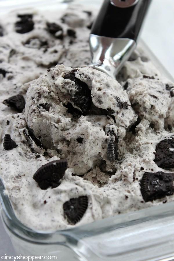 รูปภาพ:http://cincyshopper.com/wp-content/uploads/2015/04/No-Churn-Oreo-Ice-Cream-2.jpg