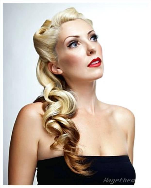 รูปภาพ:http://magethemes.net/wp-content/uploads/2014/11/Pin-Up-Hairstyles-For-Long-Hair-With-Bandana.jpg