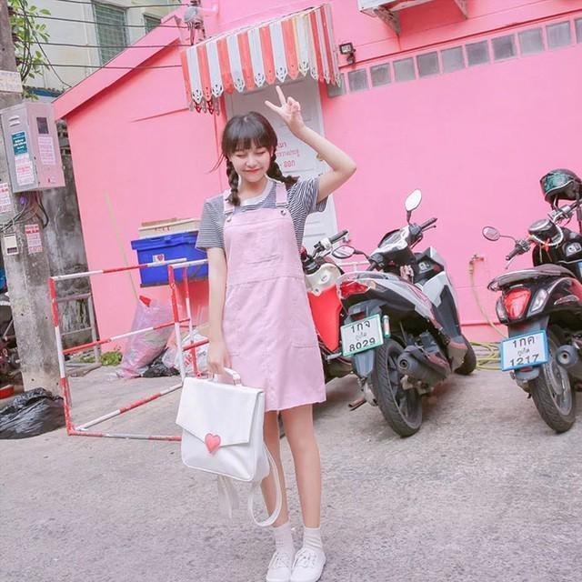 รูปภาพ:https://cache.gmo2.sistacafe.com/images/uploads/content_image/image/621899/1524032312-MSMO-Harajuku-ulzzang-Love-Heart-Shape-Women-Backpack-Soft-Sister-School-Backpack-Shoulder-Bags-for.jpg