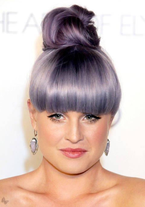 รูปภาพ:http://ghk.h-cdn.co/assets/15/50/480x682/kelly-osbourne-purple-hair.jpg