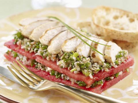 รูปภาพ:http://www.rd.com/wp-content/uploads/2011/07/watermelon-Taboule-Stacks-with-Chicken-sl.jpg