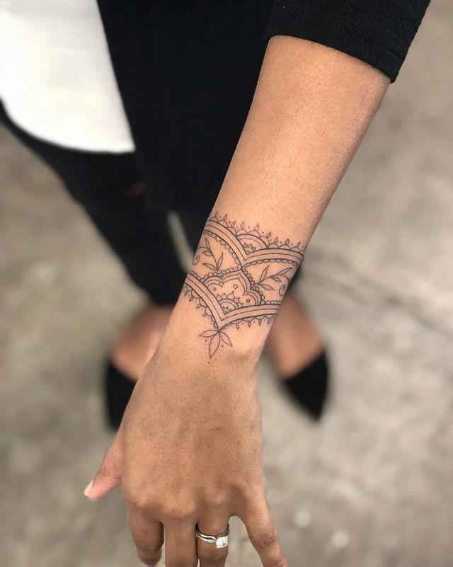 รูปภาพ:https://tattooblend.com/wp-content/uploads/2018/09/22.jpg