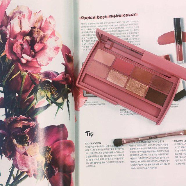 ภาพประกอบบทความ วินเทจนิดๆ ด้วย 'Heimish Dayism Eye Palette สี Rosy Memory' สีโทนฤดูใบไม้ร่วง สวย เก๋ ดูดีสุดๆ