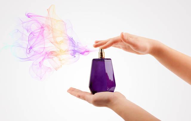รูปภาพ:http://www.oneseabody.com.au/wp-content/uploads/2015/10/perfume-spray-phthaltes-1.jpg