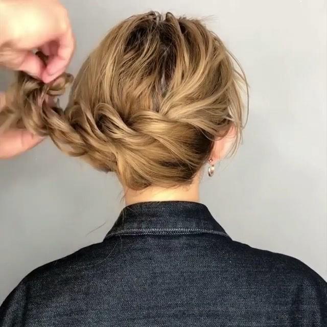 รูปภาพ:https://www.instagram.com/p/Bj7NebSglOH/?taken-by=album_hair