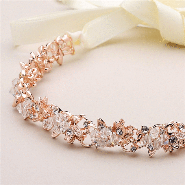 รูปภาพ:https://sep.yimg.com/ay/yhst-35437570771393/rose-gold-bridal-headband-with-crystal-clusters-and-ivory-ribbon-4.gif