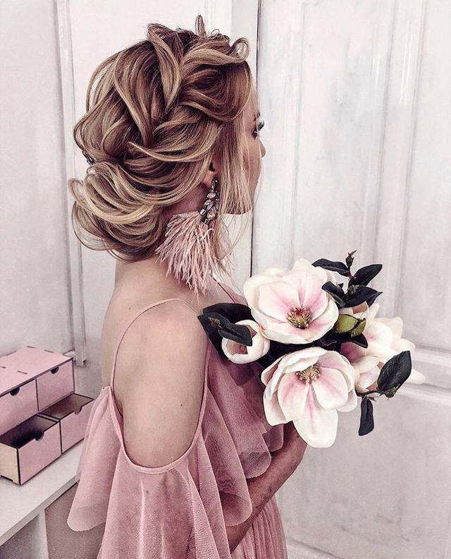 รูปภาพ:https://styleocheck.com/wp-content/uploads/2018/09/hairstyles_ideas_41361952_2014188552155133_6922340036091643559_n.jpg