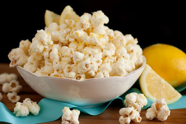 รูปภาพ:http://www.cookingclassy.com/wp-content/uploads/2012/11/lemon+cream+popcorn6.jpg