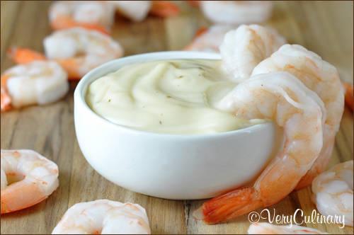 รูปภาพ:http://veryculinary.com/wp-content/uploads/2014/01/Shrimp-Cocktail-with-Garlic-Mustard-Cream_blog.jpg