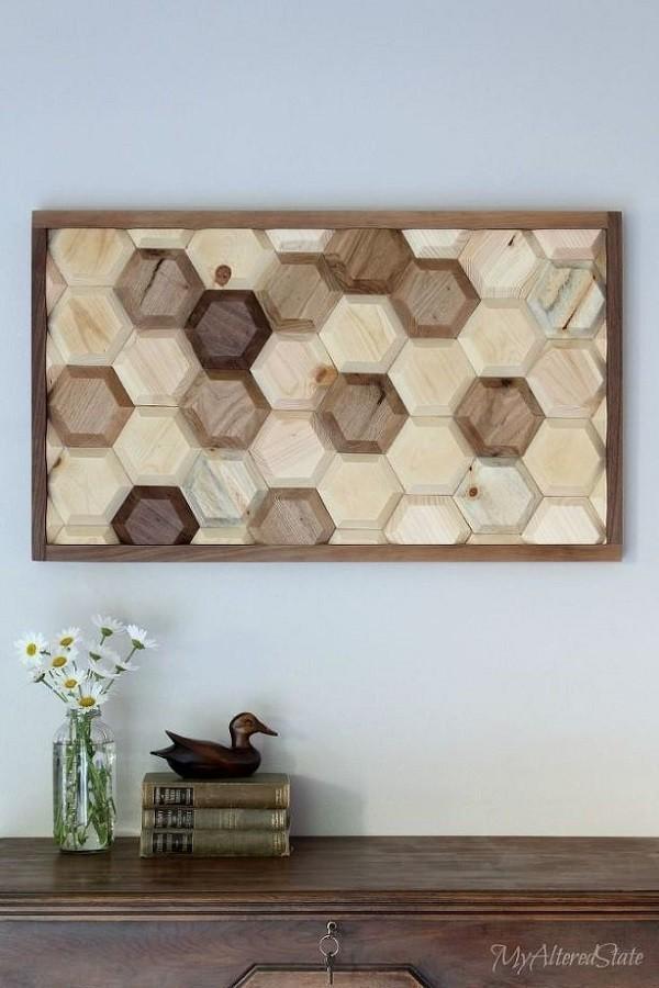 รูปภาพ:https://homeisd.com/wp-content/uploads/2018/10/diy-geometric-wood-wall-decor.jpg