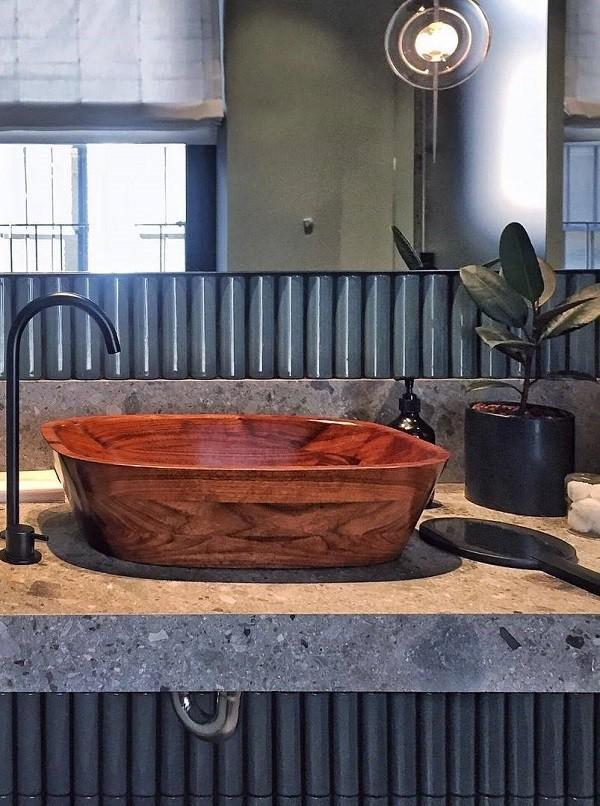 รูปภาพ:https://homeisd.com/wp-content/uploads/2018/01/wooden-sink-bathroom-decor-idea.jpg