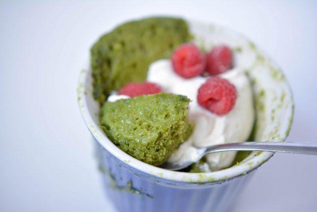 รูปภาพ:http://piqueyeater.com/wp-content/uploads/2016/12/corningware-matcha-mug-1-of-11-1024x683.jpg