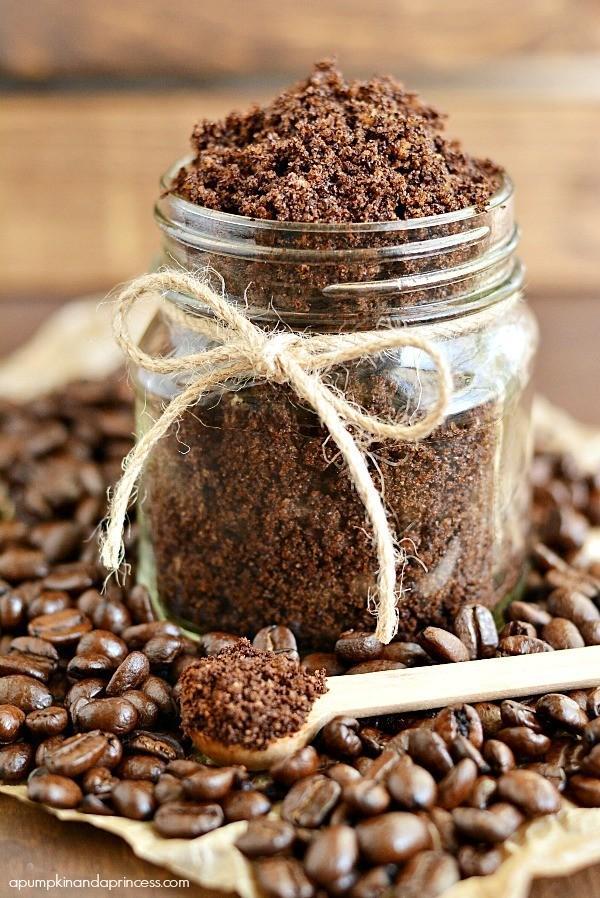 รูปภาพ:https://apumpkinandaprincess.com/wp-content/uploads/2014/10/Homemade-Coffee-Sugar-Scrub.jpg