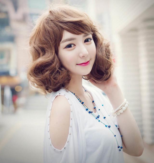 รูปภาพ:http://2015.n3k.in.th/wp-content/uploads/2014/08/Fashion-hairstyle-186.jpg
