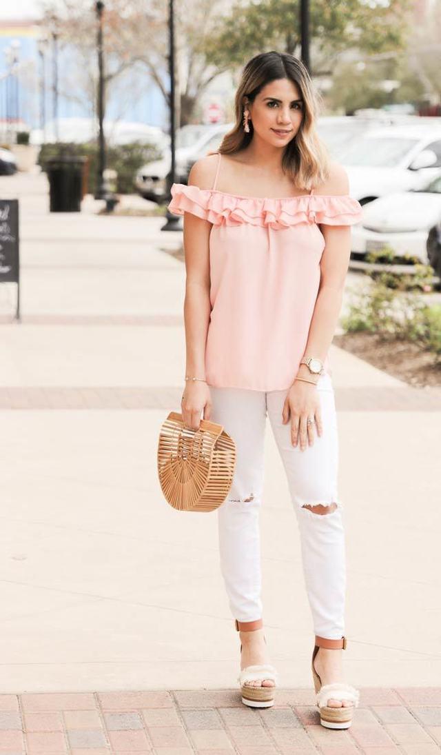 รูปภาพ:https://trendfriend.io/wp-content/uploads/2018/05/pastel-outfit-feature.jpg