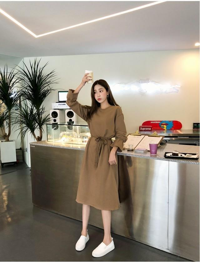 รูปภาพ:https://cdn0.kooding.com/images/D/Korean-American-Online-Fashion-Shopping-Website-00005-23437.jpg