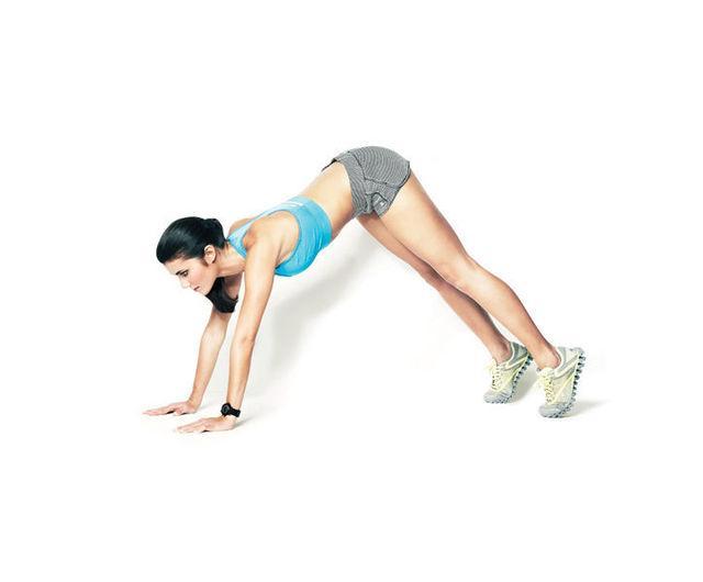 รูปภาพ:http://www.glamour.com/images/health-fitness/2013/01/inchworm-workout-move-w724.jpg